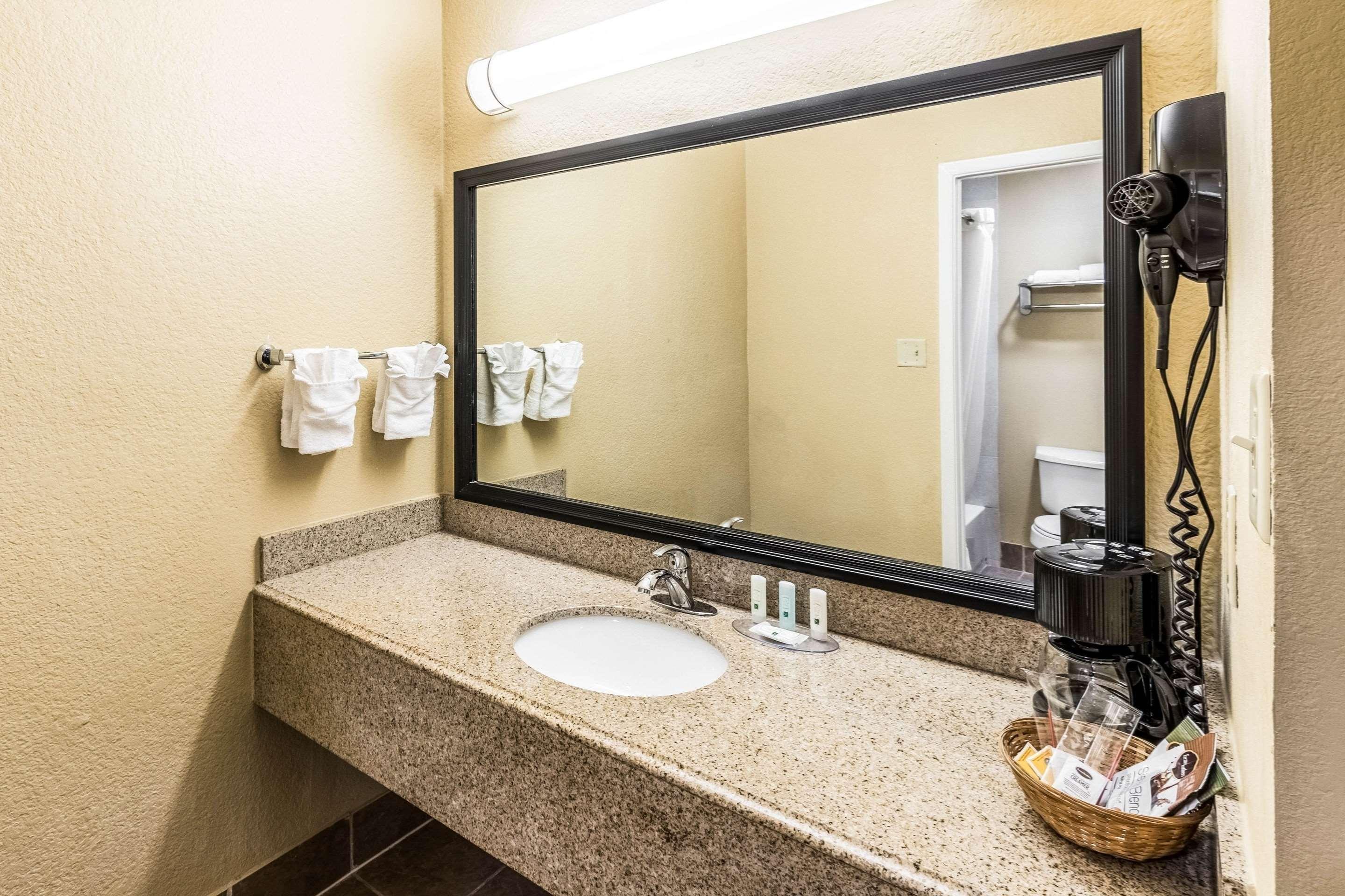 Quality Inn Corsicana Zewnętrze zdjęcie